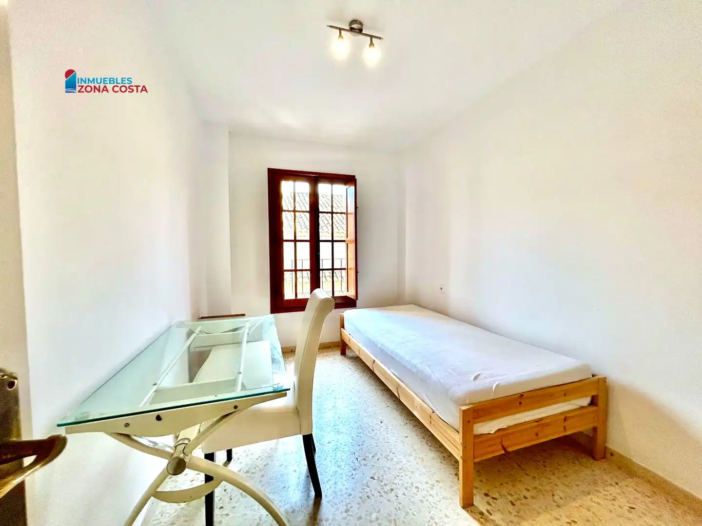 Dormitori de Apartament en venda en Alboraya amb Aire condicionat, Terrassa i Moblat