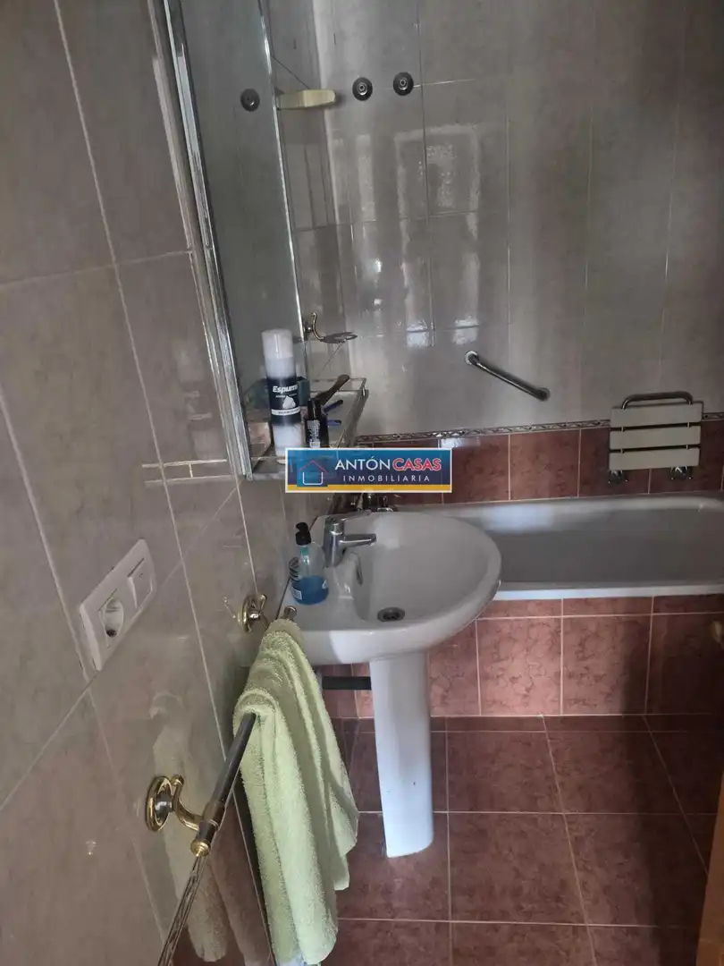 Bathroom of Flat for sale in Monóvar  / Monòver  with Storage room