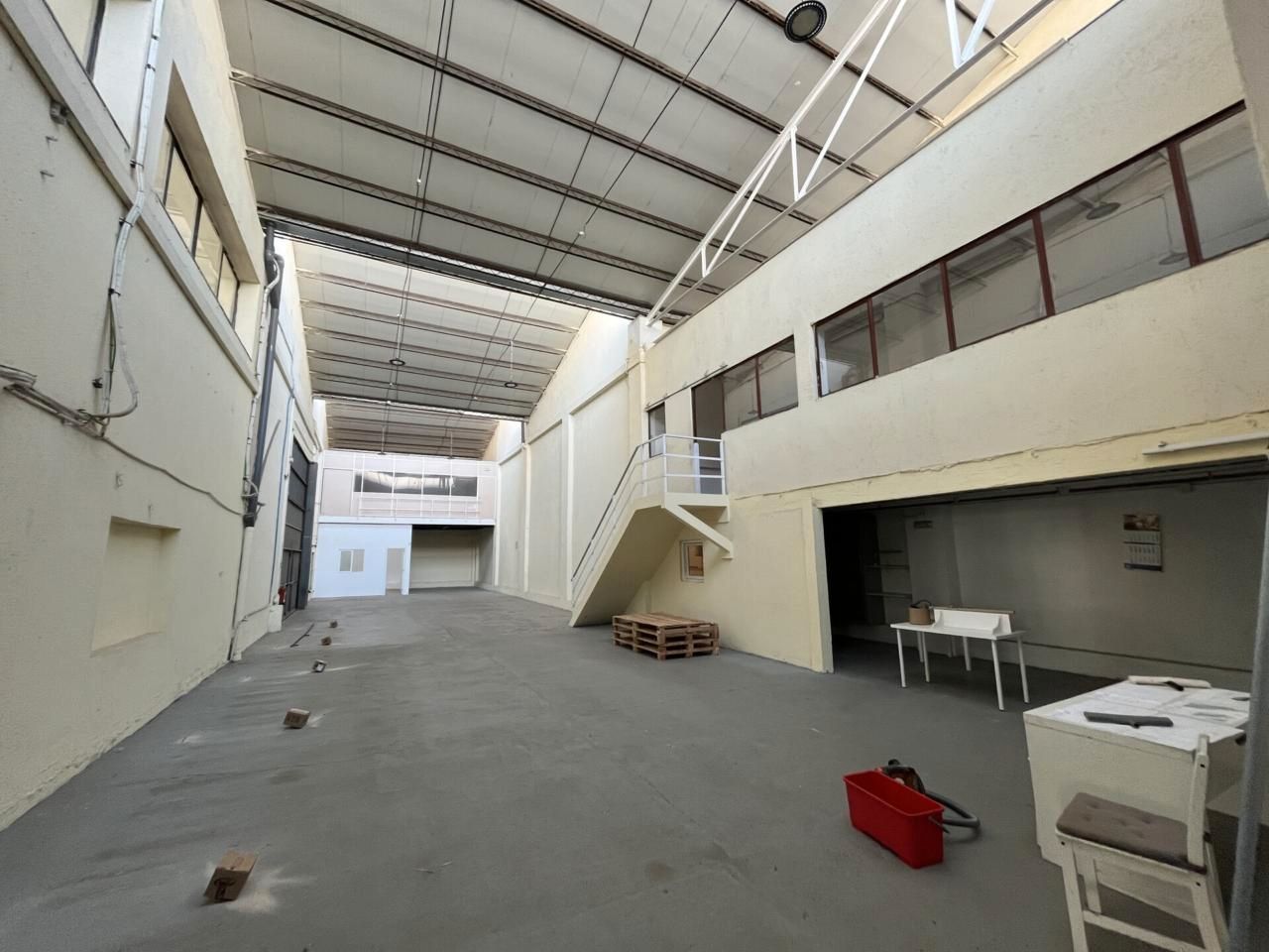 Nau industrial en venda en Molins de Rei amb Calefacció i Alarma