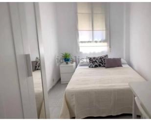 Bedroom of Flat for sale in  Valencia Capital  with Air Conditioner and Heating