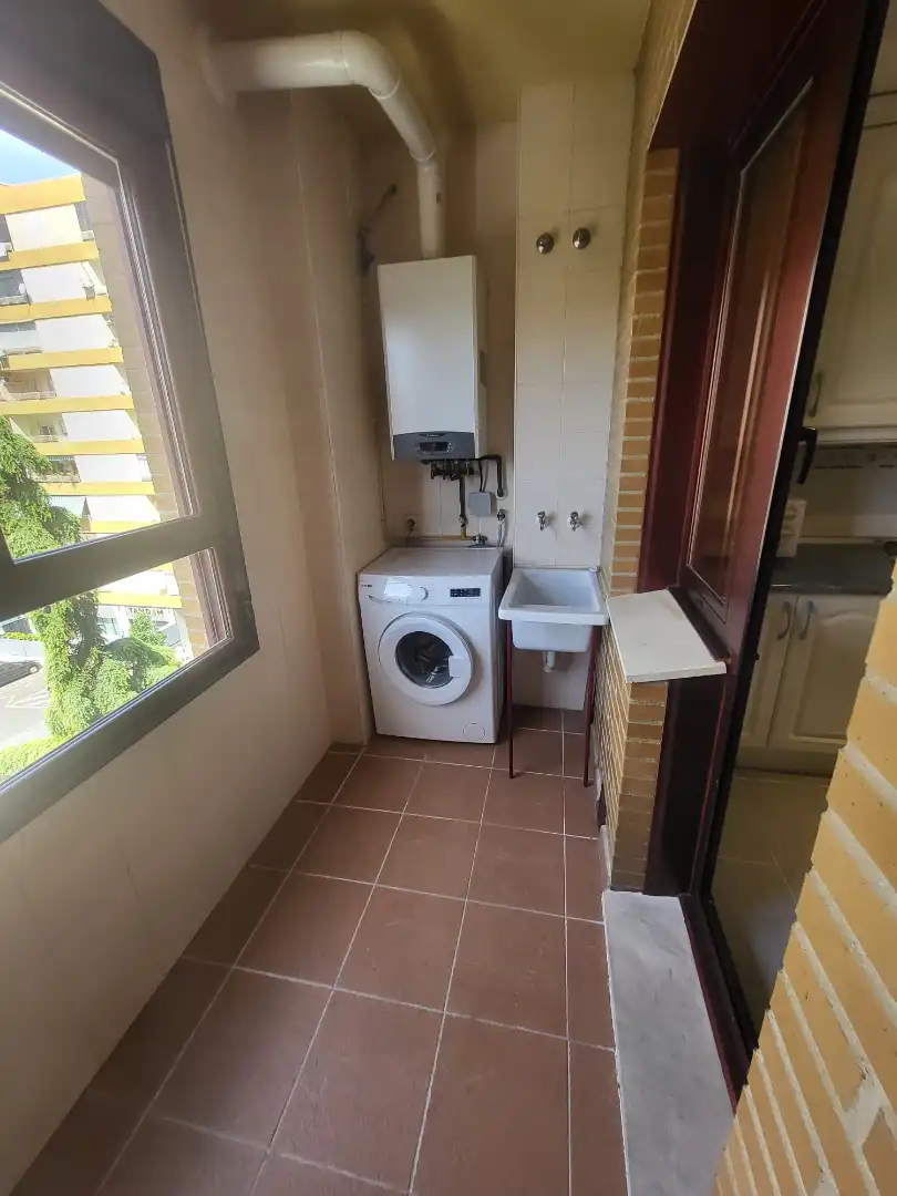 Küche von Wohnung zur Miete in Cáceres mit Klimaanlage, Heizung und Parkett