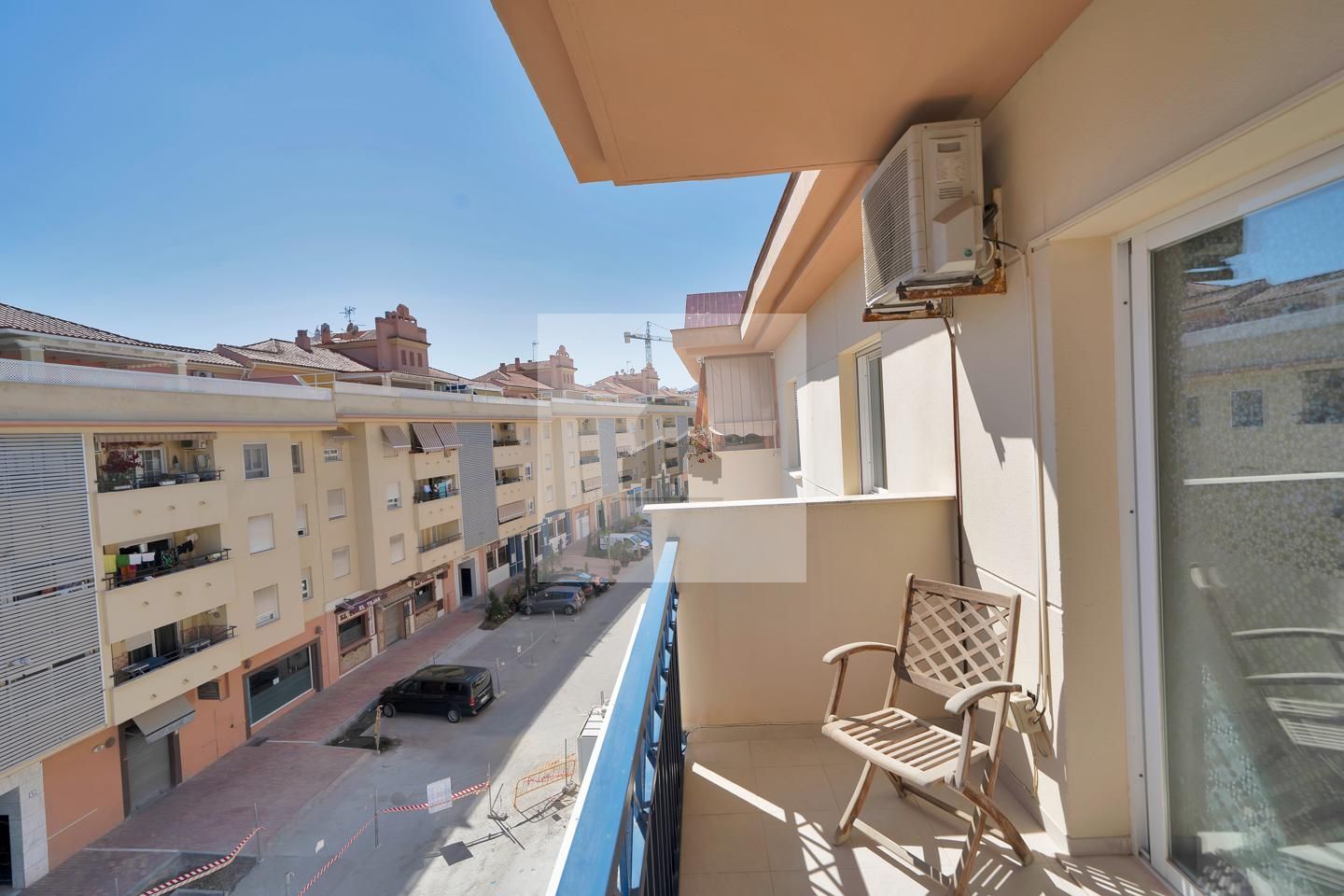 Vista exterior de Dúplex en venda en Estepona amb Calefacció i Terrassa