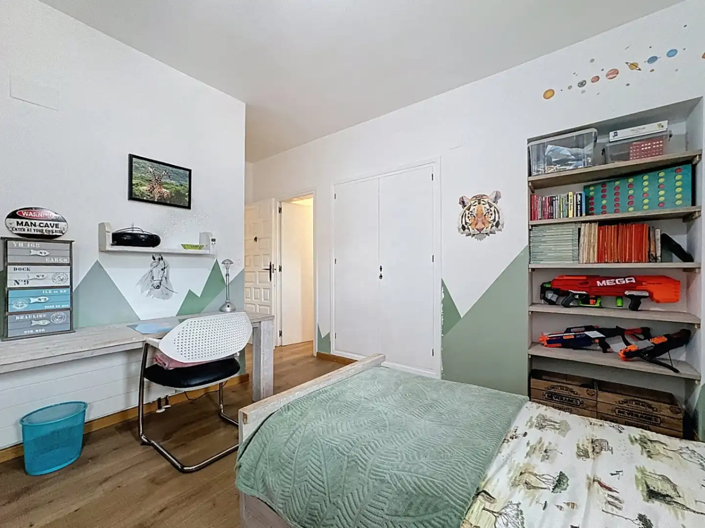 Bedroom of Houses for sale in L'Alfàs del Pi  with Air Conditioner, Heating and Private garden