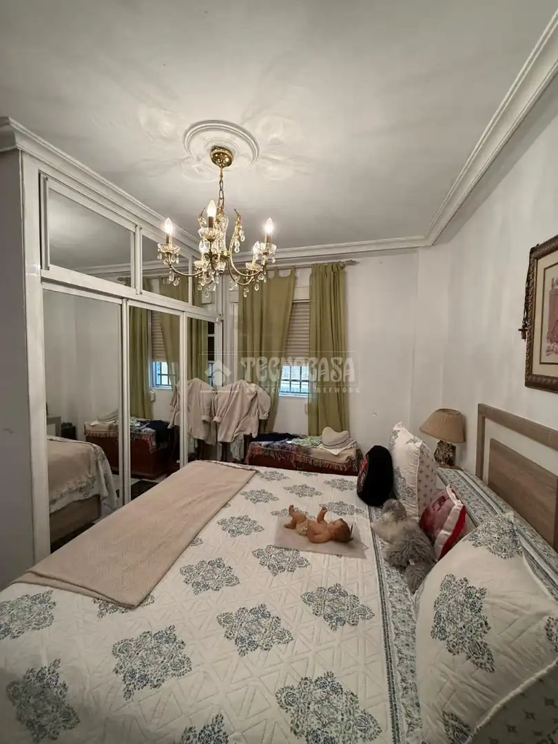 Habitación de Piso en venta en Camas con Aire acondicionado