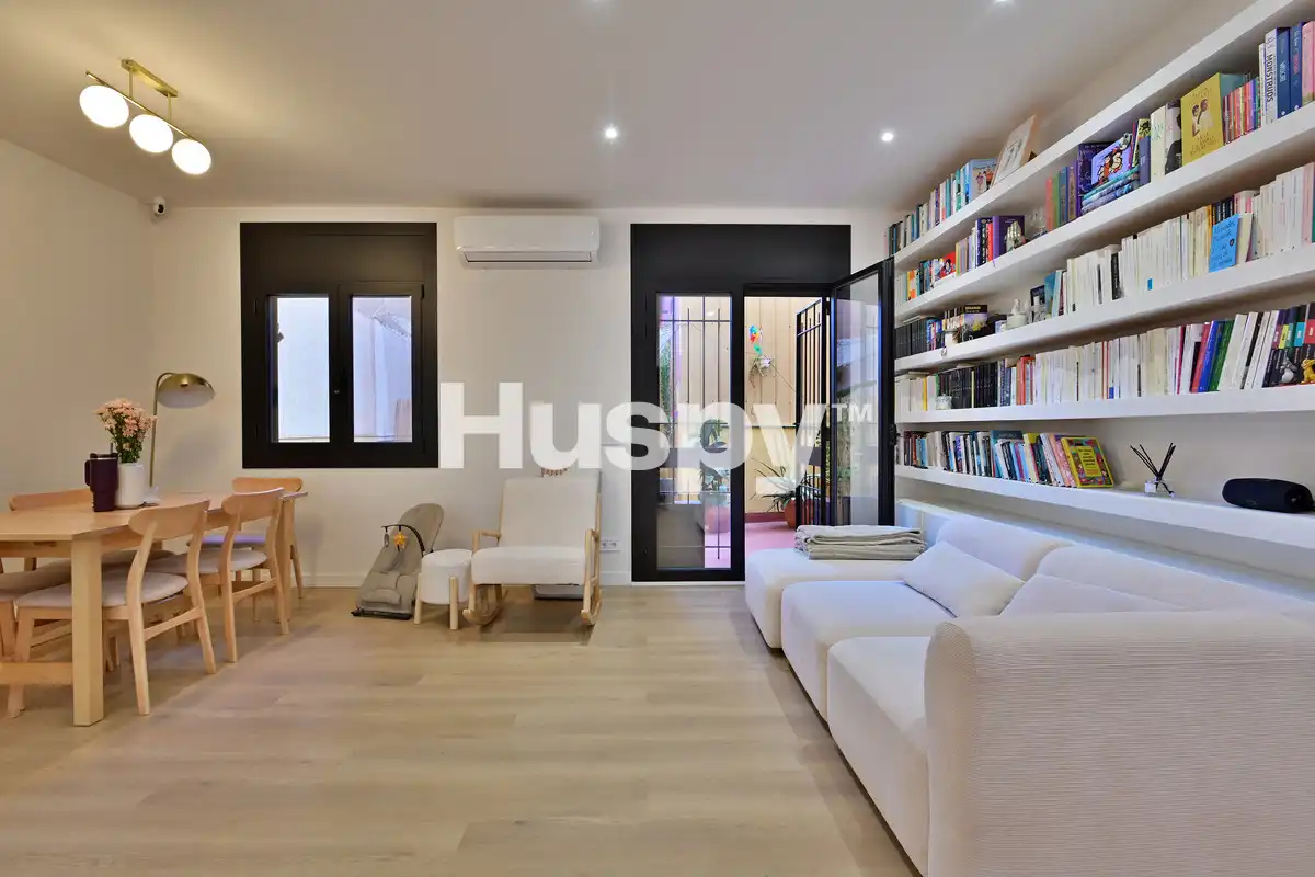 Piso con terraza en venta en Carrer de Nàpols, imagen 6
