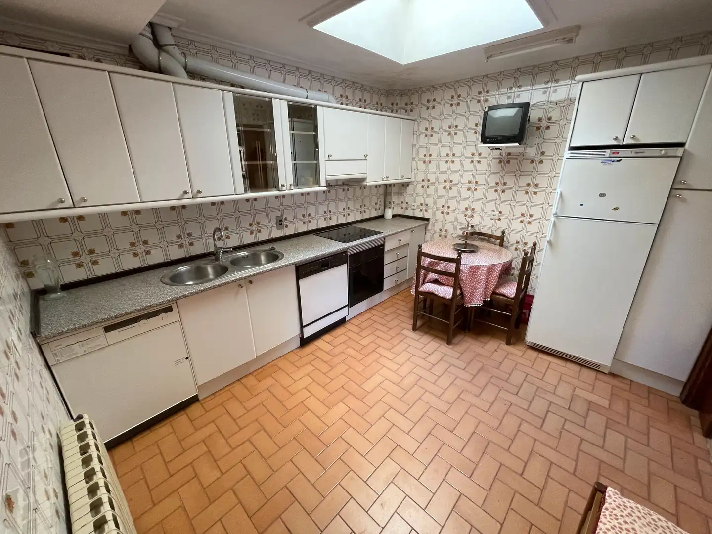 Cuina de Casa o xalet en venda en Galilea amb Calefacció, Terrassa i Traster