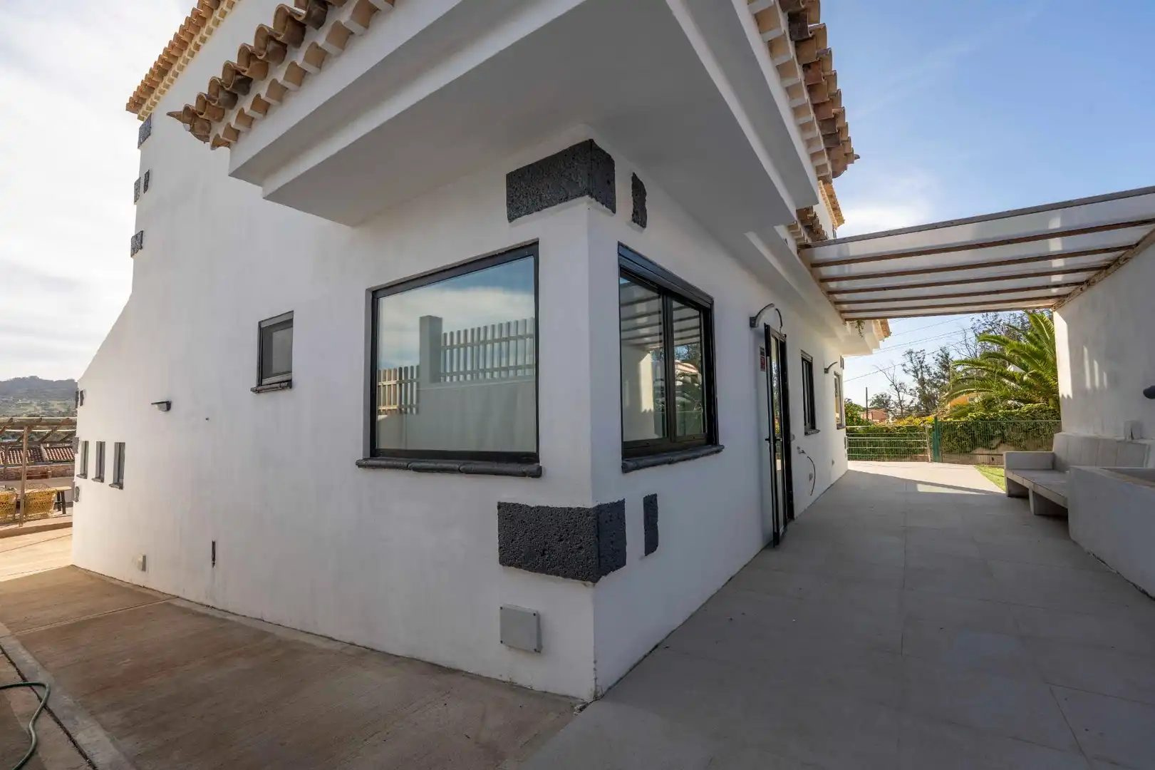 Vista exterior de Casa o chalet en venta en San Cristóbal de la Laguna con Jardín privado, Parquet y Terraza