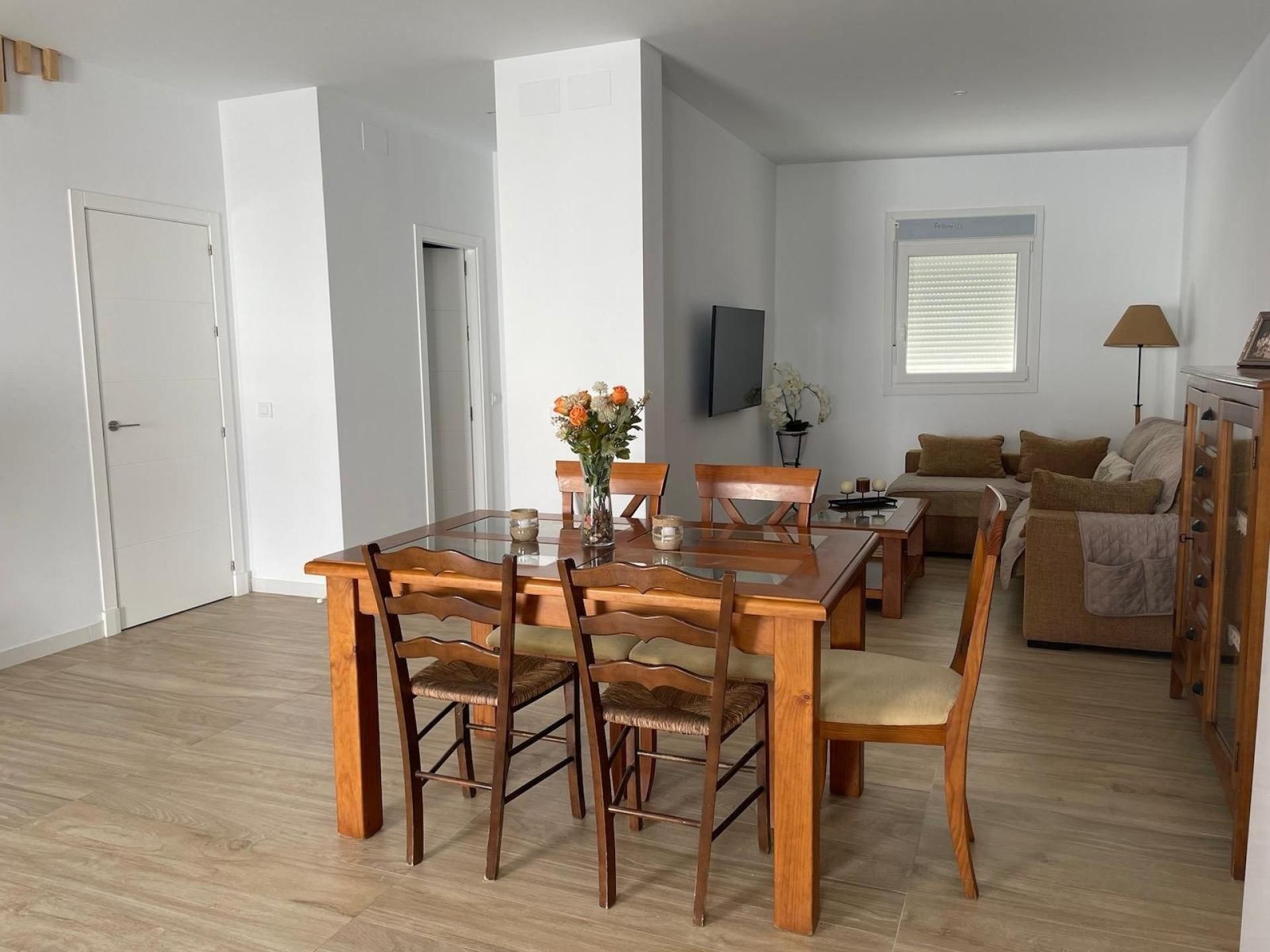 Menjador de Casa o xalet en venda en Chiclana de la Frontera amb Calefacció, Terrassa i Piscina