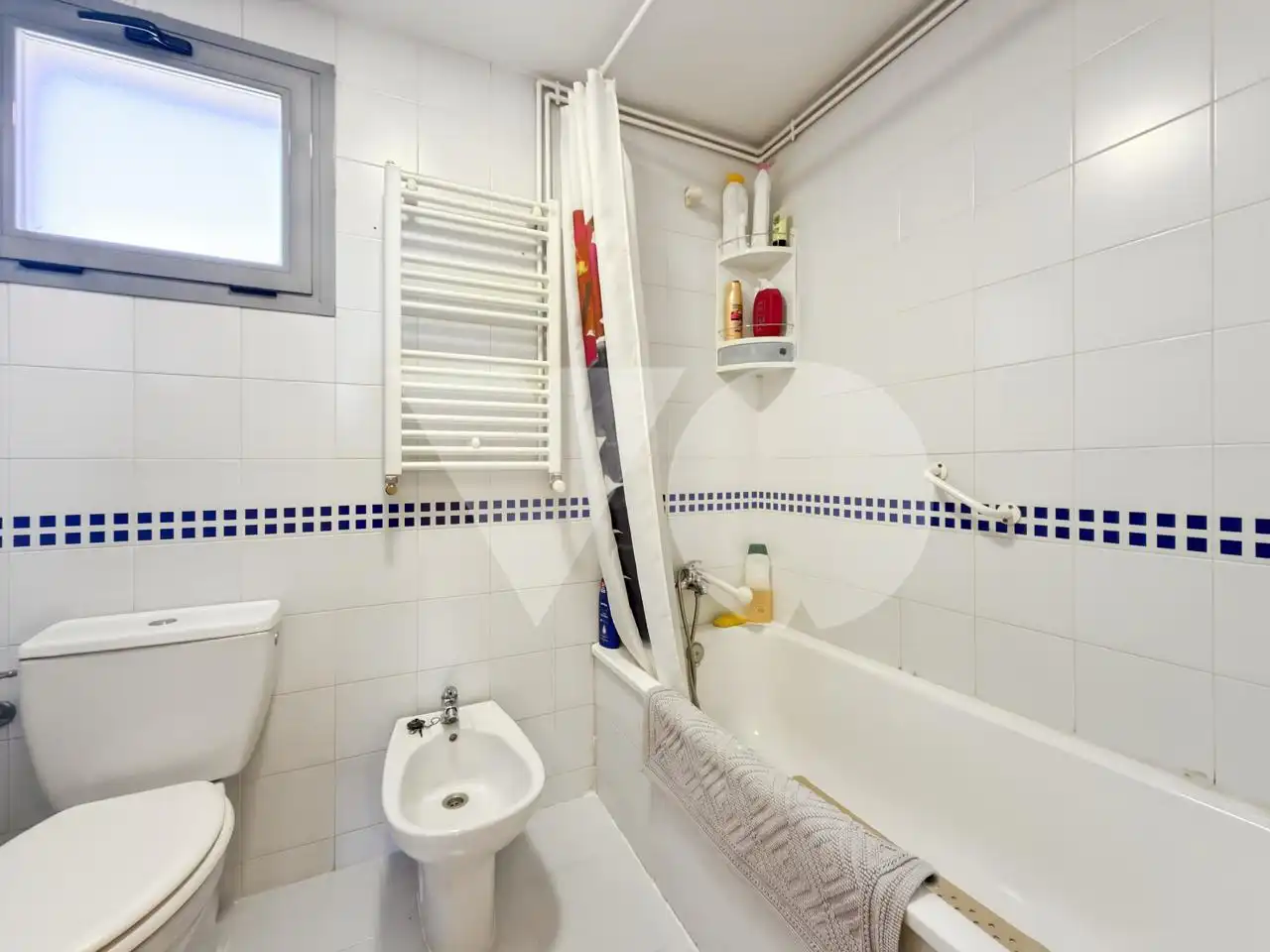 Bathroom of Flat for sale in Fuencarral - El Pardo