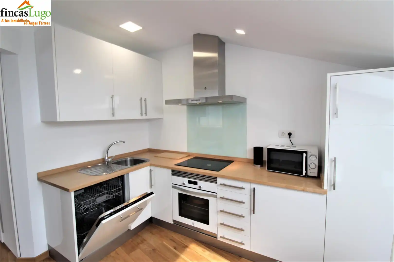 Kitchen of Study for sale in Lugo  with Heating and Furnished