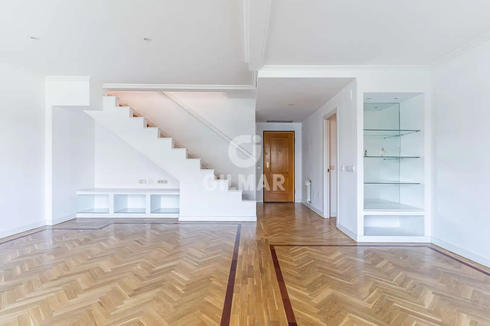 Living room of Duplexes for sale in Madrid  with Heating, Private garden and Storage room