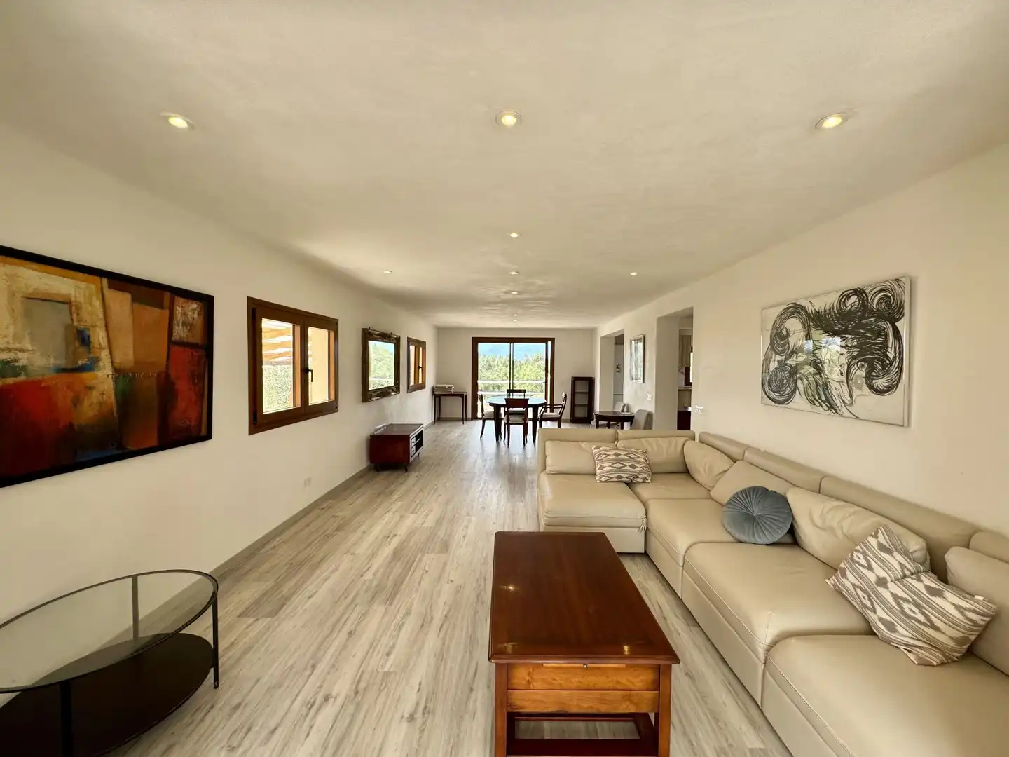 Sala de estar de Finca rústica de alquiler en Ses Salines con Aire acondicionado, Calefacción y Jardín privado