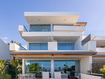 Maison mitoyenne avec balcon à vendre à Abama