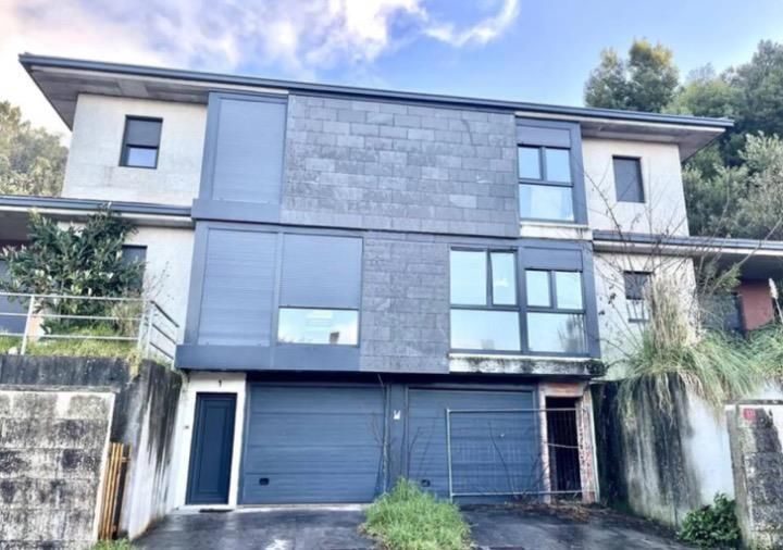 Exterior view of Single-family semi-detached for sale in Gondomar  with Terrace and Storage room