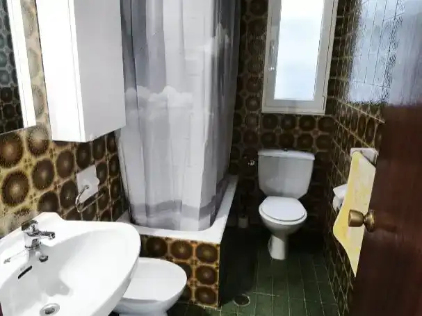 Badezimmer von Wohnung zur Miete in Astorga