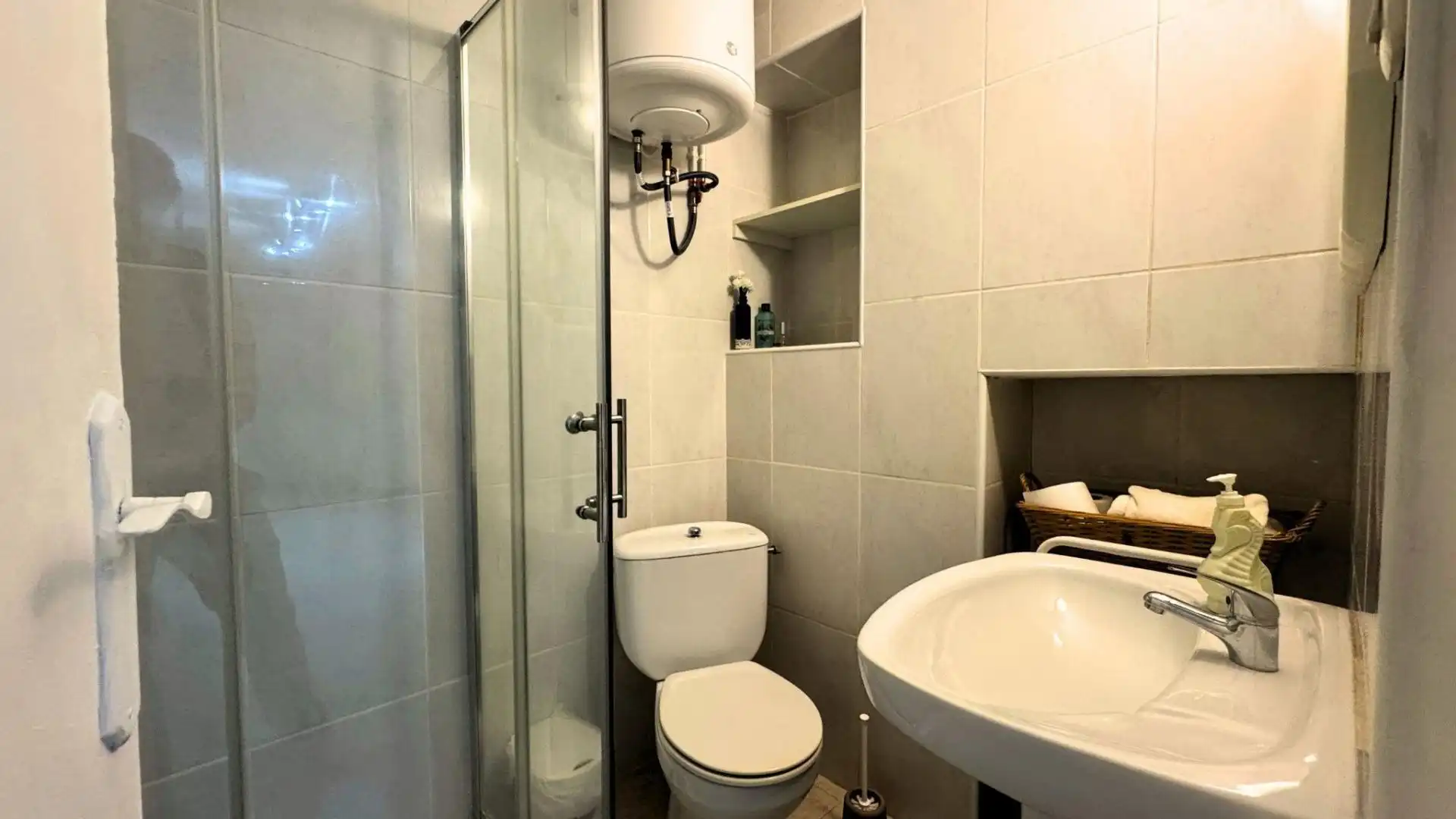 Bathroom of Flat for sale in Alicante / Alacant  with Air Conditioner, Heating and Terrace