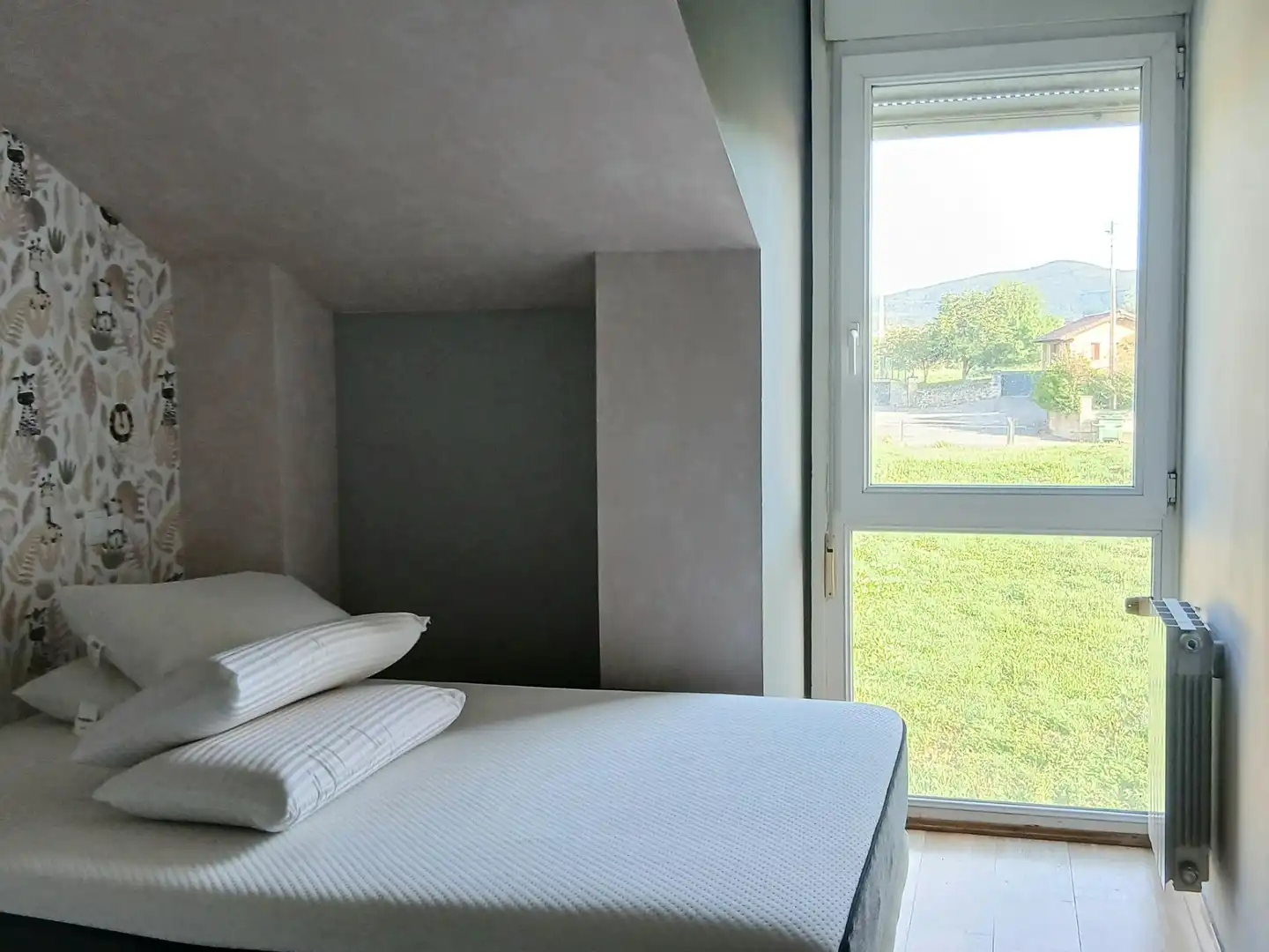 Habitación de Dúplex en venta en Penagos con Calefacción, Parquet y Amueblado