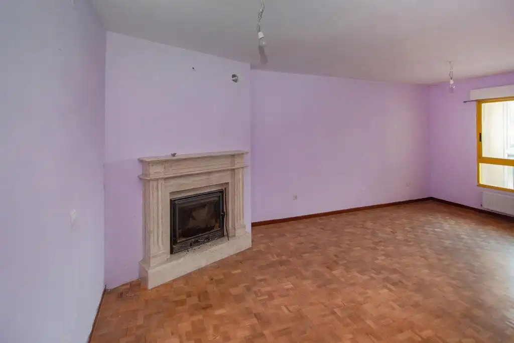 Piso en venta en Matallana de Torío