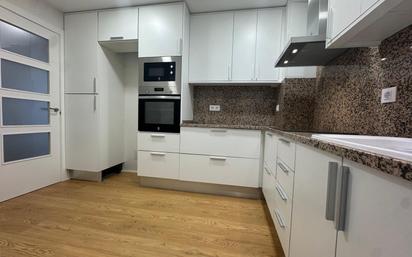 Kitchen of Flat for sale in Manresa  with Air Conditioner, Heating and Storage room