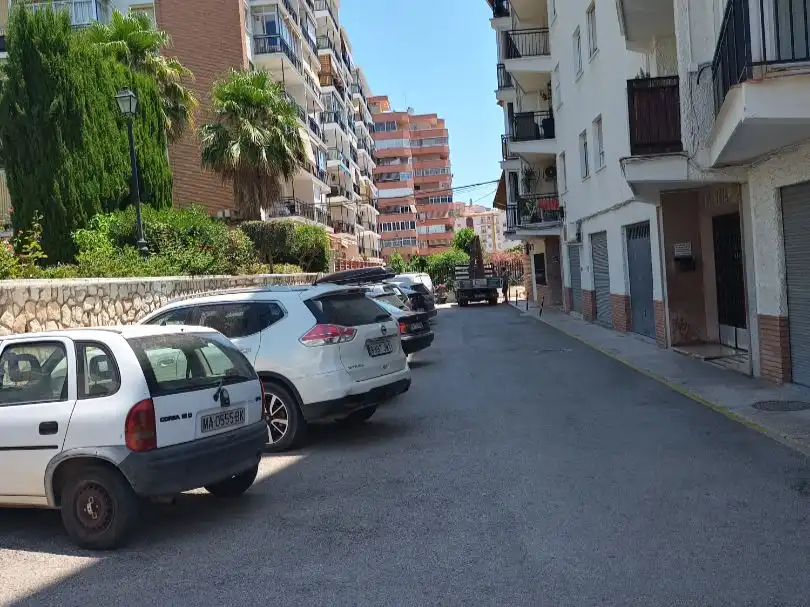 Parking de Piso en venta en Fuengirola con Jardín privado, Terraza y Balcón