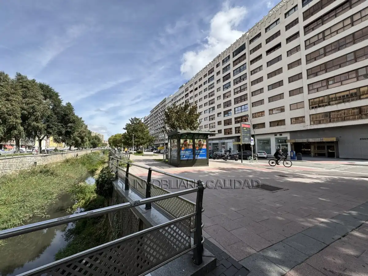 Pis amb ascensor en venda a Centro