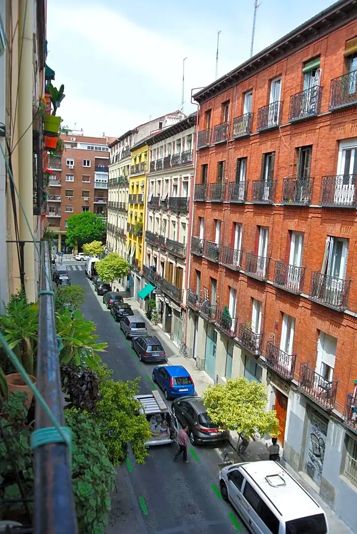 Vista exterior de Piso de alquiler en Madrid con Aire acondicionado, Calefacción y Balcón