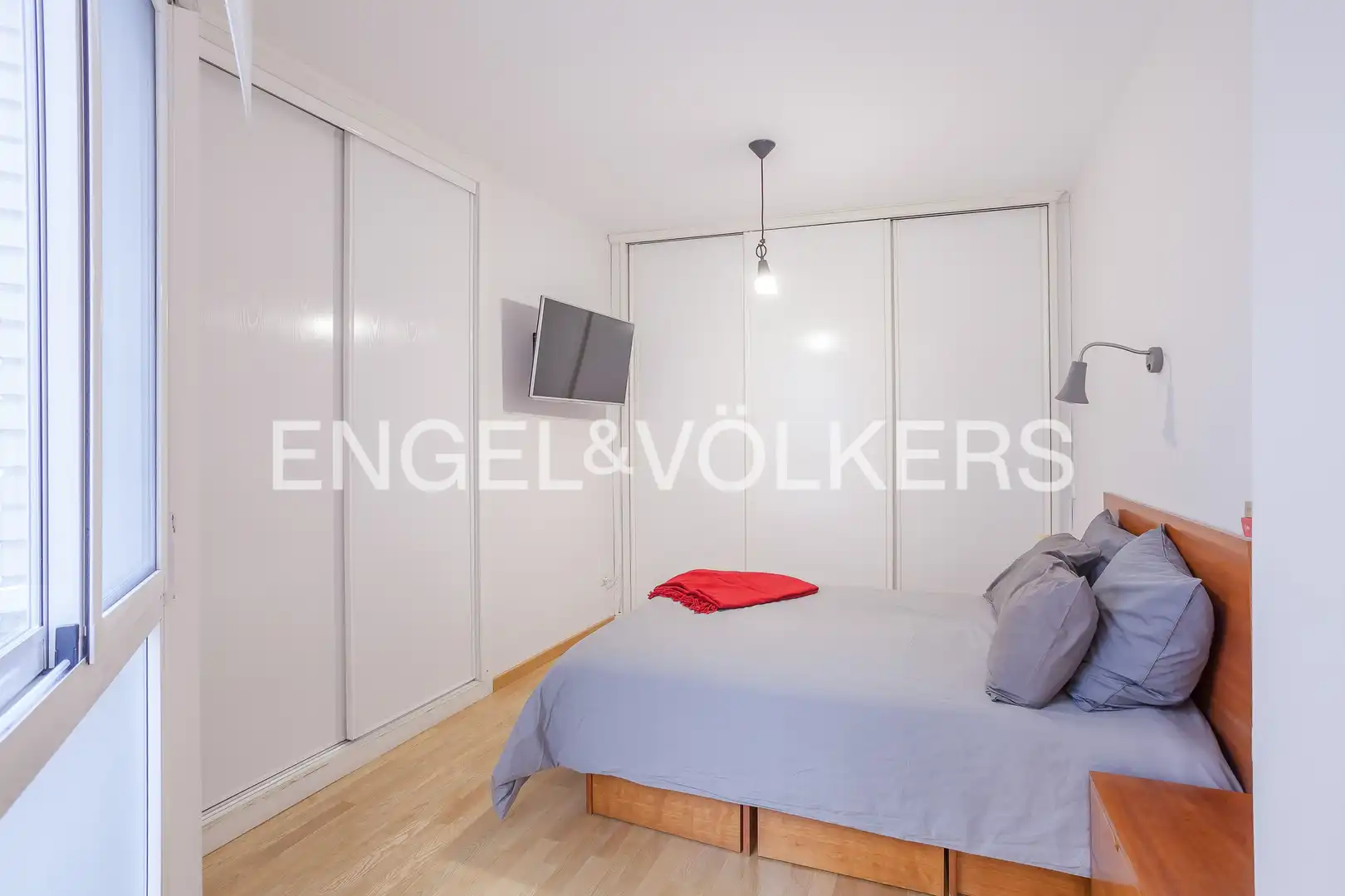 Schlafzimmer von Wohnung zur Miete in Madrid mit Klimaanlage, Heizung und Möbliert