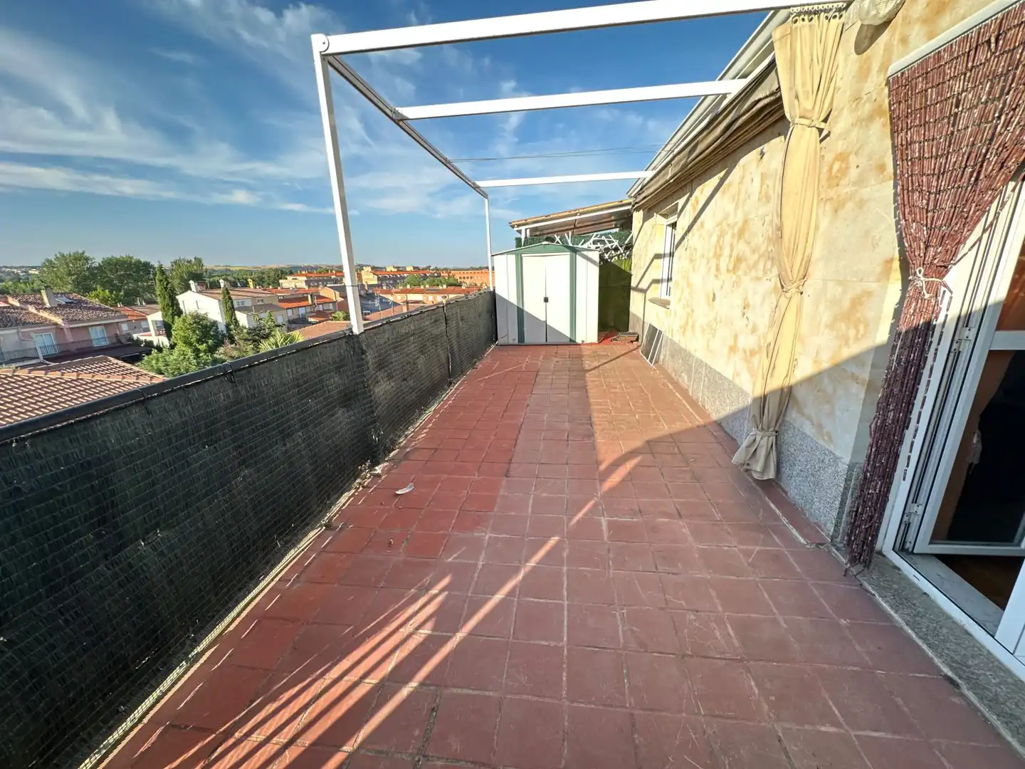 Terraza de Ático en venta en Santa Marta de Tormes con Calefacción, Terraza y Amueblado