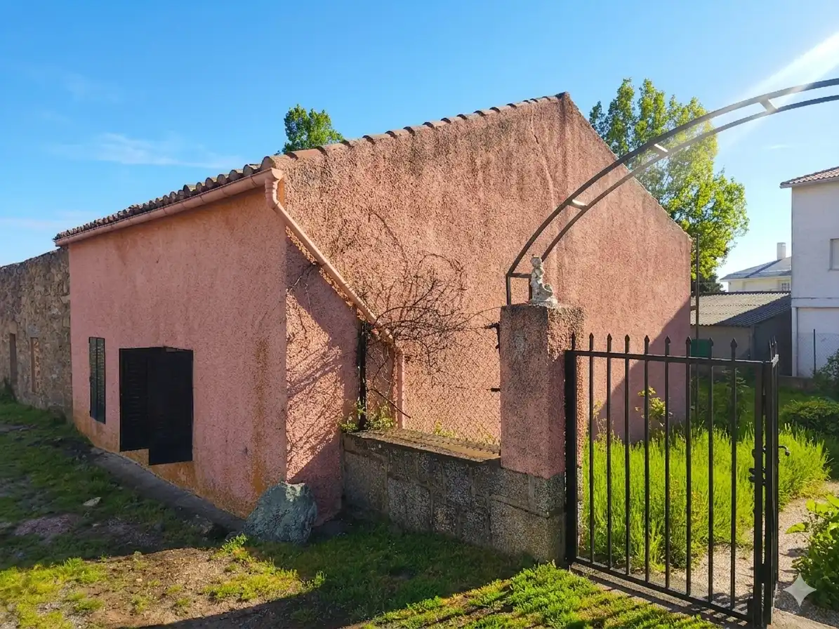 Vista exterior de Casa o chalet en venta en Santa María de la Alameda con Jardín privado