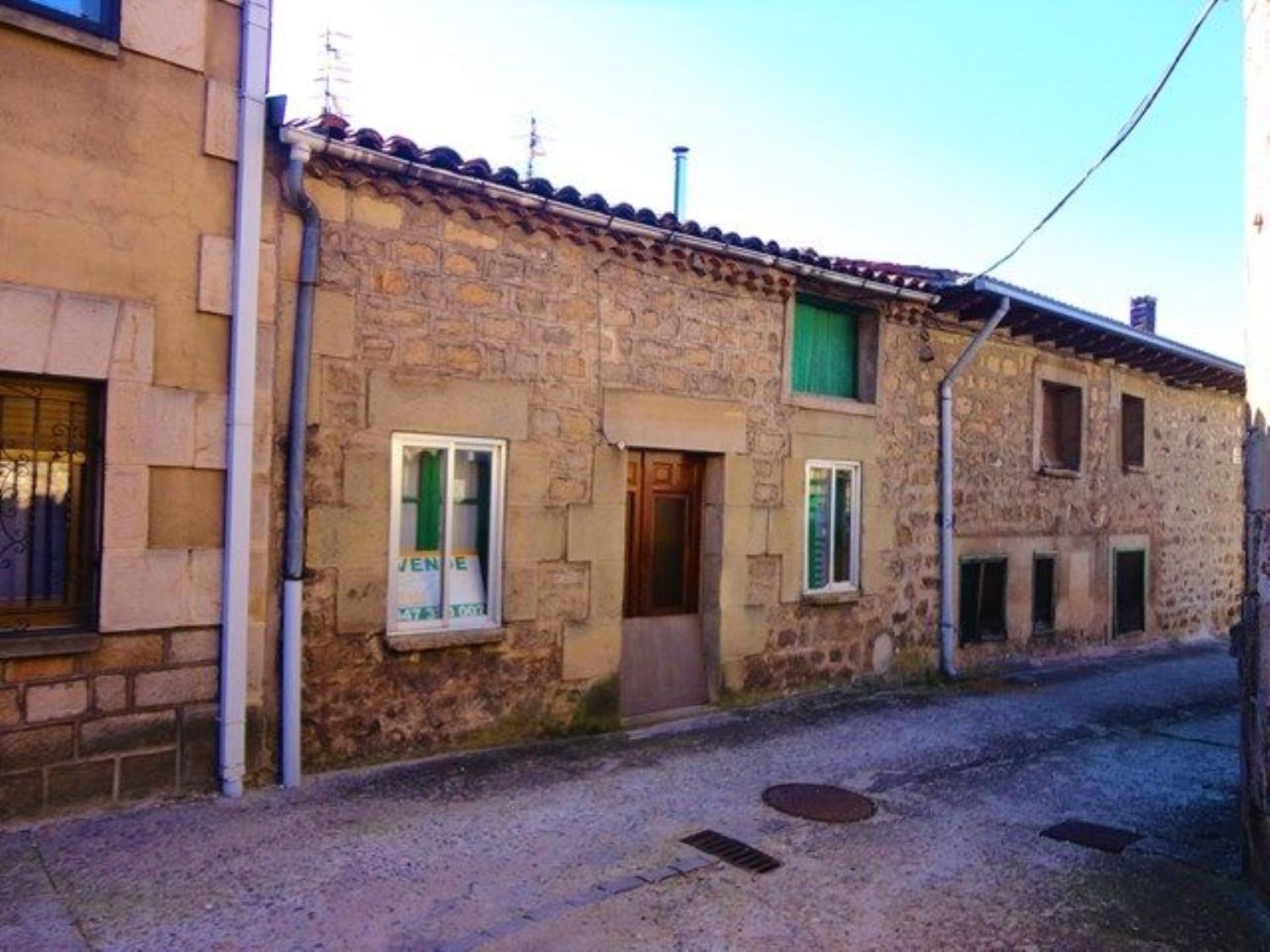 Exterior view of House or chalet for sale in Quintanar de la Sierra  with Storage room and Furnished