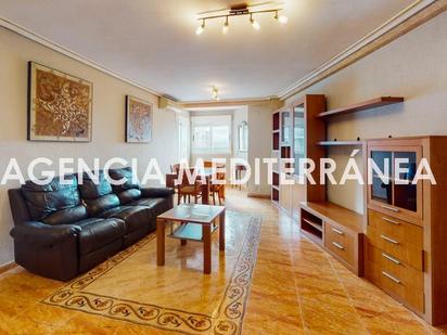 Sala d'estar de Pis en venda en Silla amb Aire condicionat i Balcó