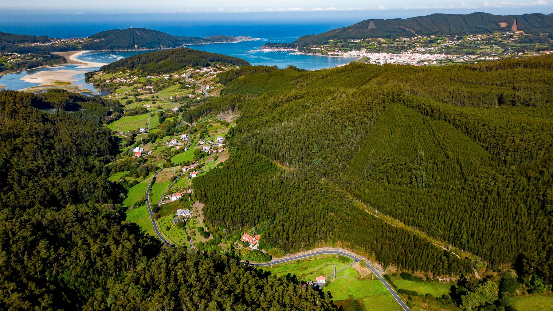 Außenansicht von Country house zum verkauf in Cedeira mit Möbliert