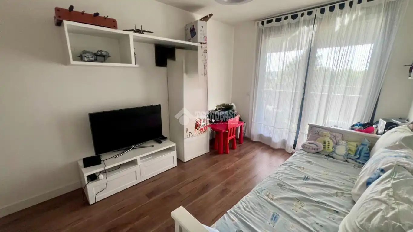 Habitación de Piso en venta en Alcalá de Henares con Terraza