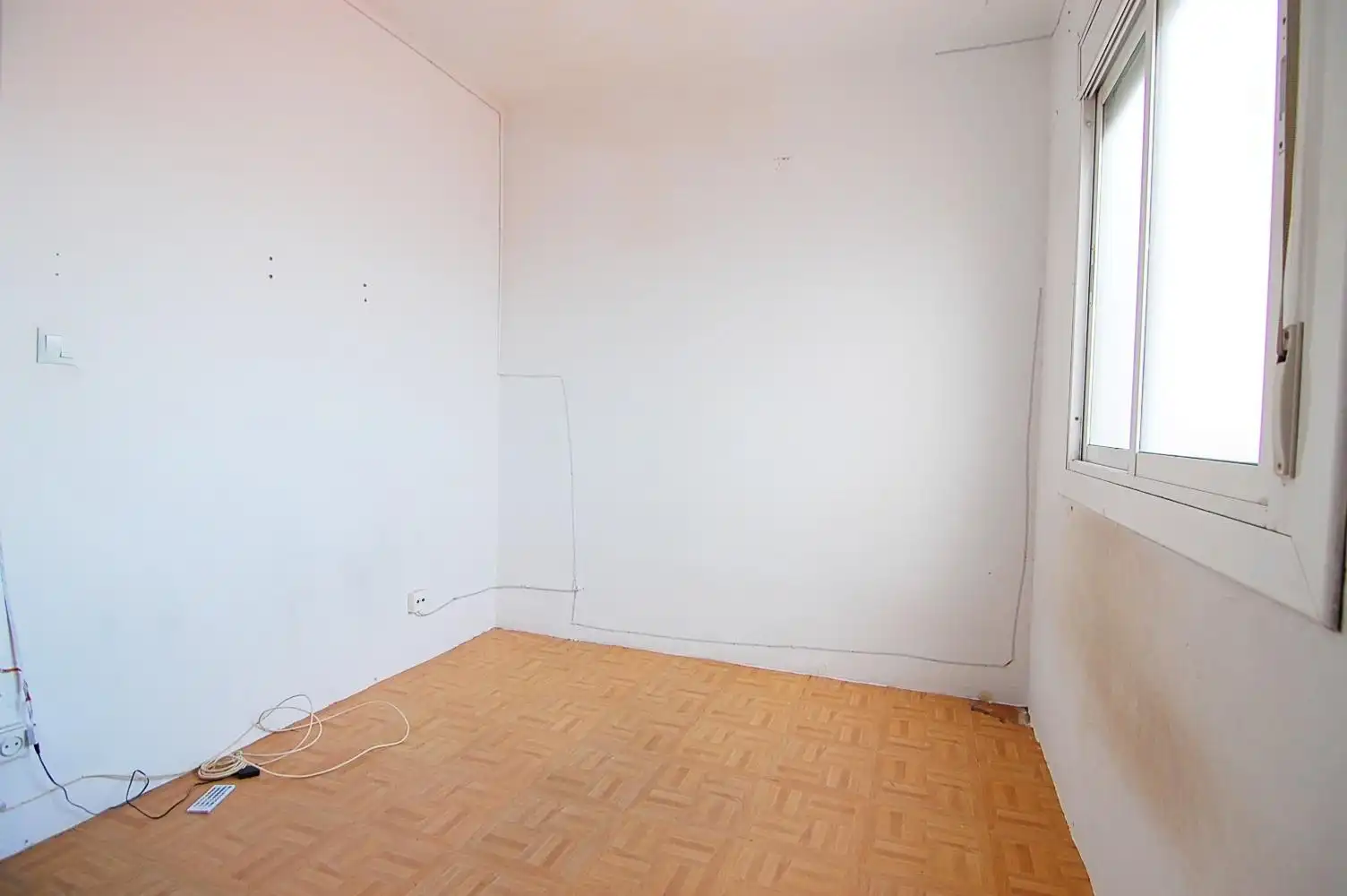 Habitación de Ático en venta en Santa Coloma de Gramenet con Aire acondicionado, Calefacción y Terraza