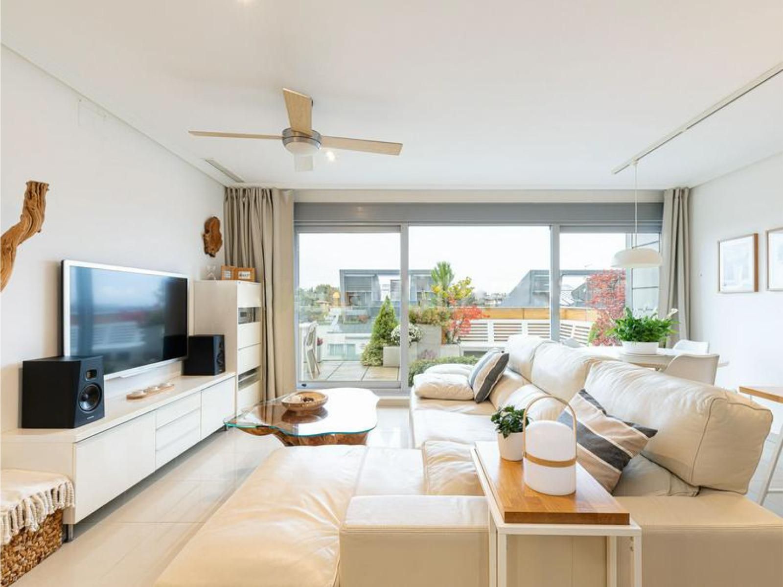 Sala de estar de Piso de alquiler en Majadahonda con Aire acondicionado, Calefacción y Terraza