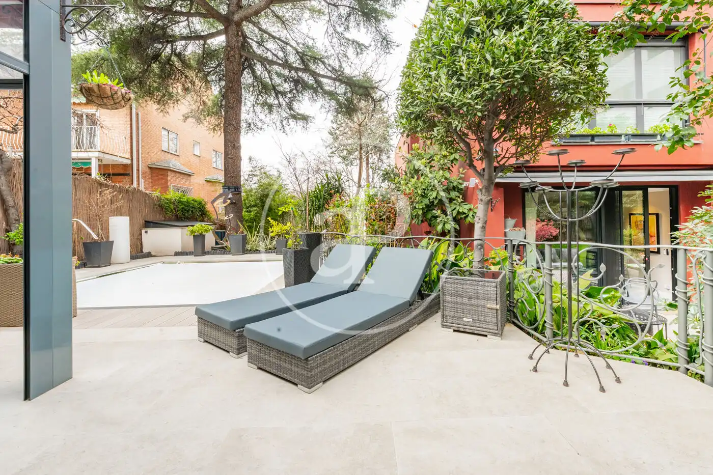 Garden of Houses for sale in Madrid  with Air Conditioner, Heating and Private garden