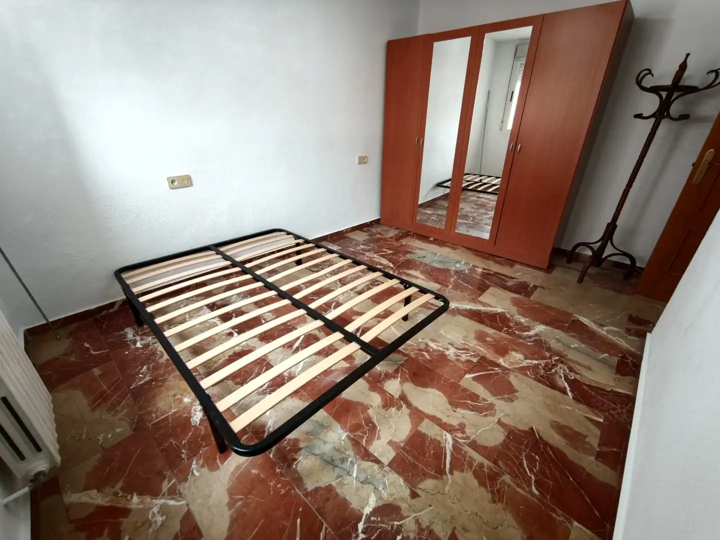 Apartament amb ascensor de lloguer a Avenida Isabel la Católica, imagen 11
