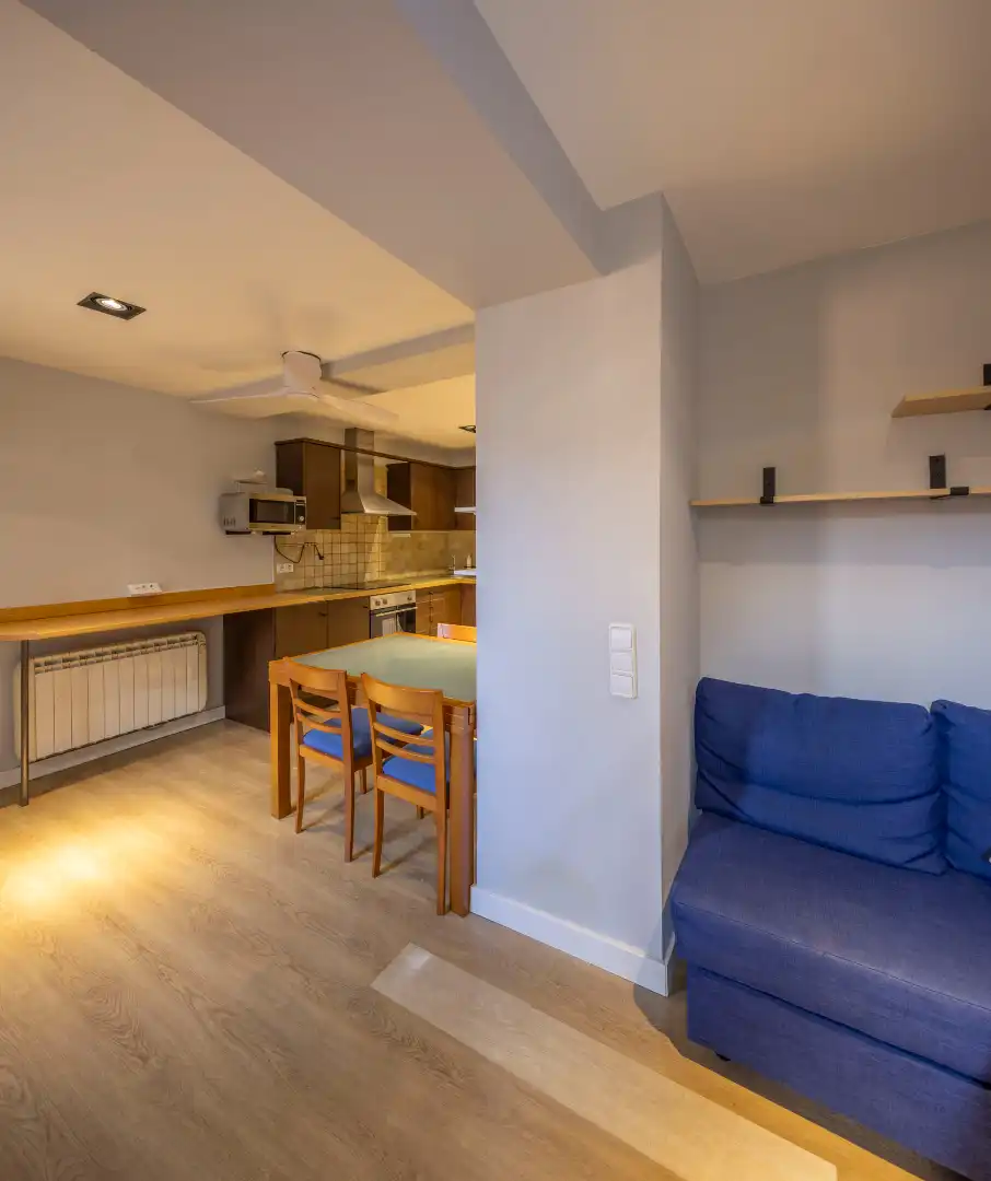 Cocina de Piso en venta en Berga con Calefacción, Amueblado y Horno