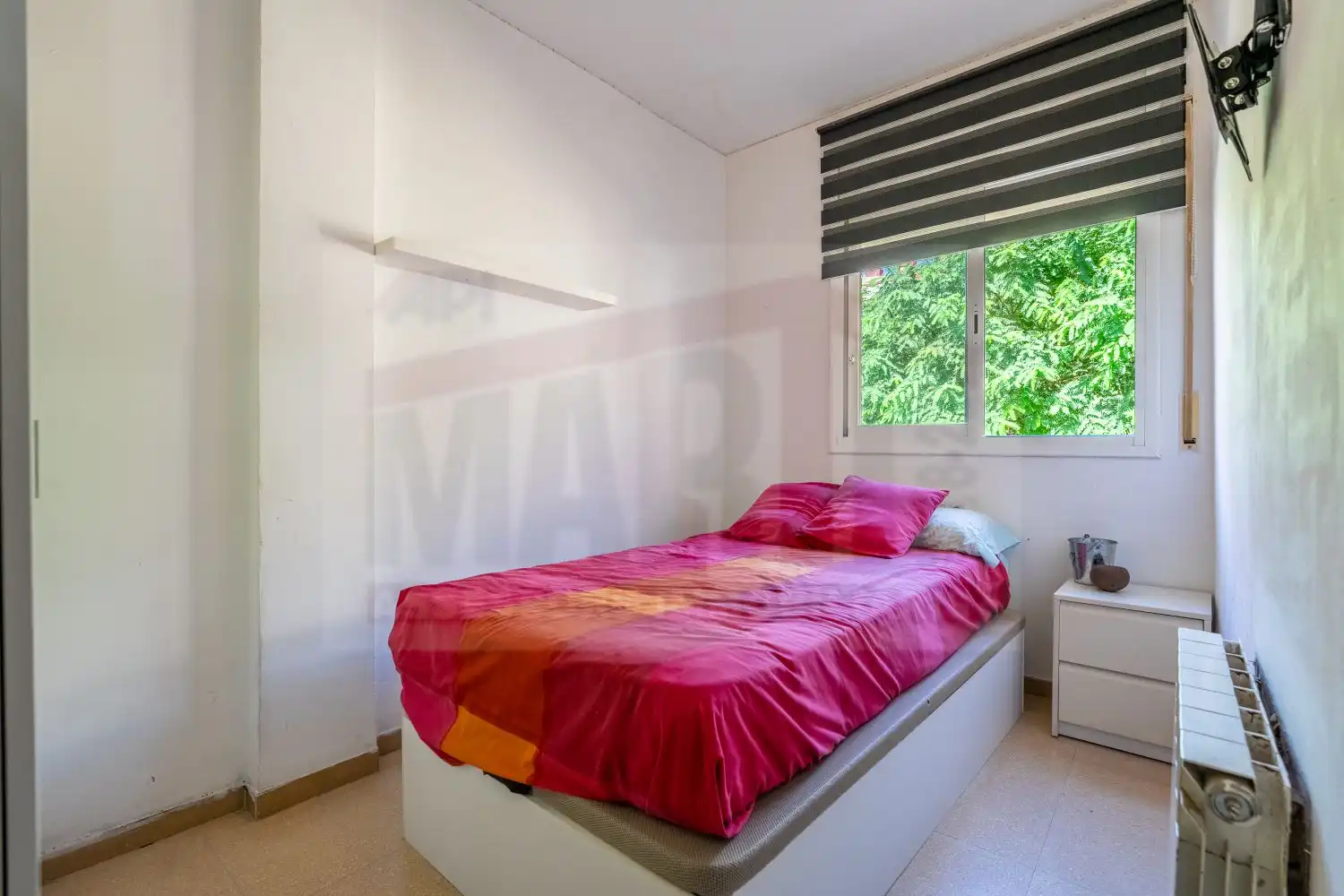 Habitación de Casa adosada en venta en Constantí con Aire acondicionado, Calefacción y Jardín privado