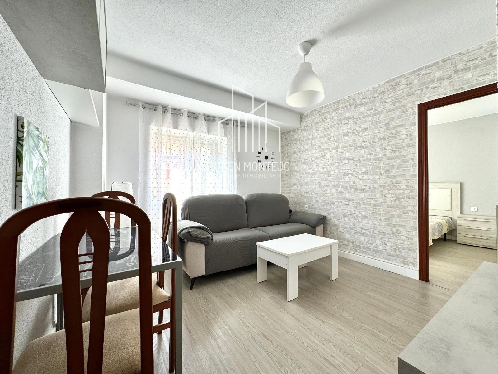 Flat to rent in Pardo Bazán, 20, Garrido Sur