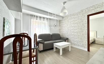 Living room of Flat to rent in Salamanca Capital  with Terrace and Balcony