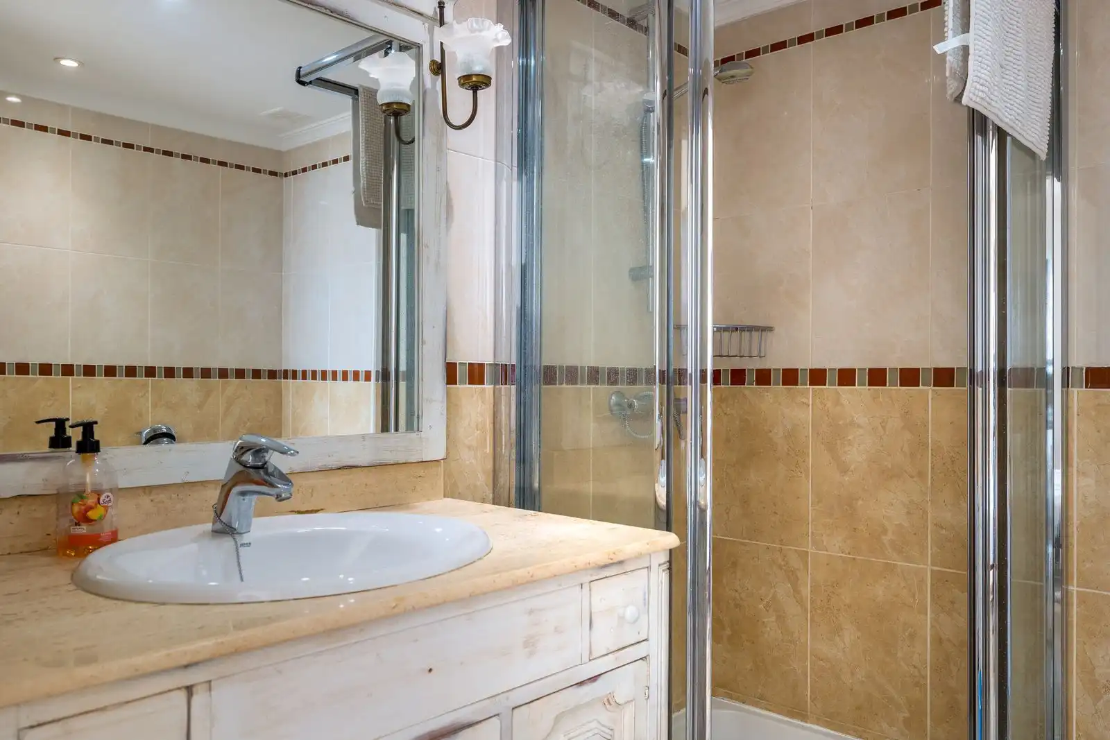 Baño de Casa o chalet en venta en Estepona con Aire acondicionado, Terraza y Piscina comunitaria