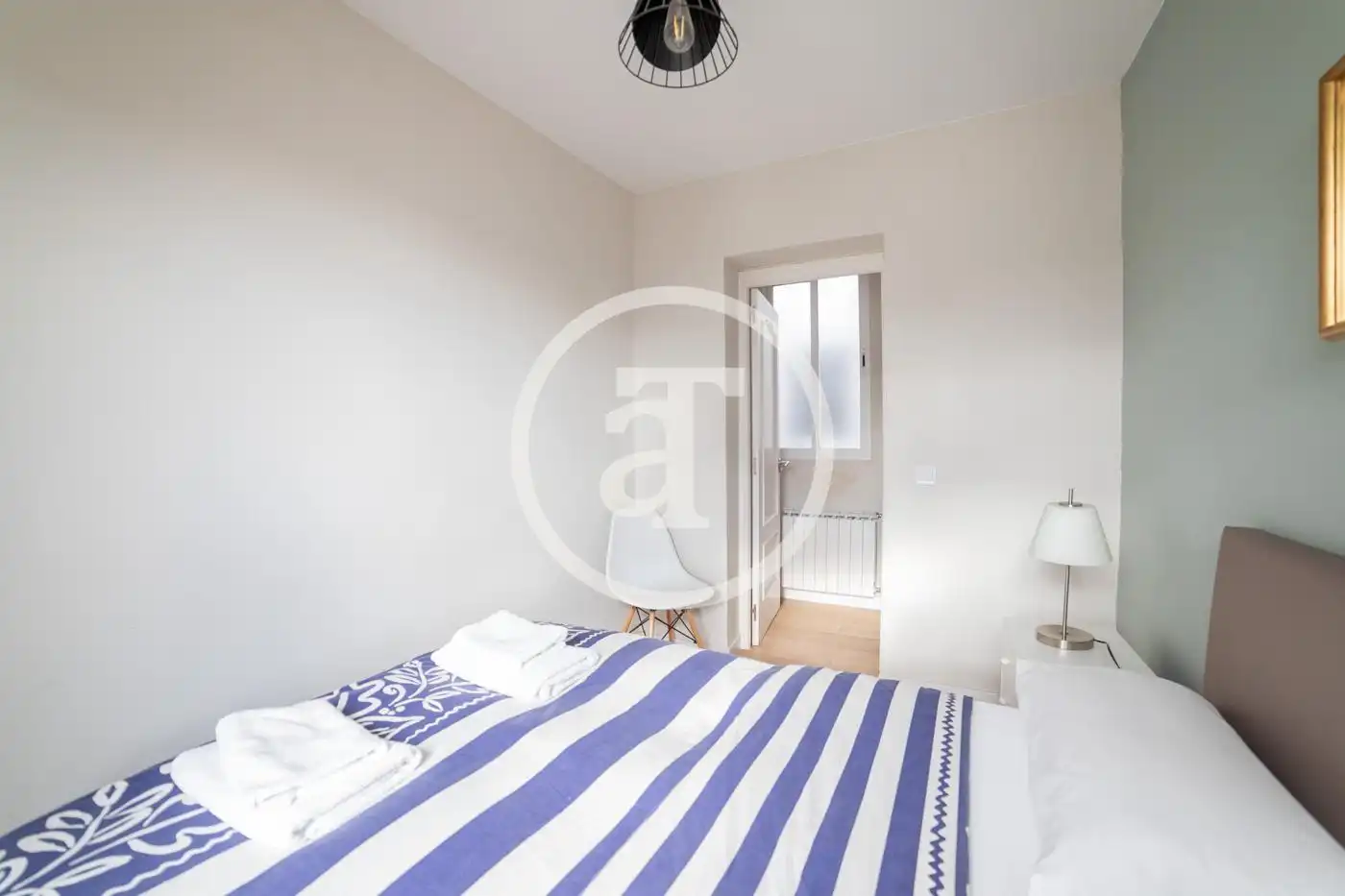 Bedroom of Flat for rent in Madrid  with Air Conditioner, Heating and Furnished
