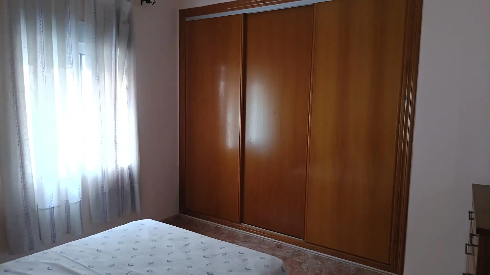 Dormitori de Casa adosada de lloguer en Cartagena amb Aire condicionat, Calefacció i Jardí privat