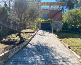 Vista exterior de Casa o xalet en venda en Vacarisses amb Aire condicionat, Calefacció i Piscina