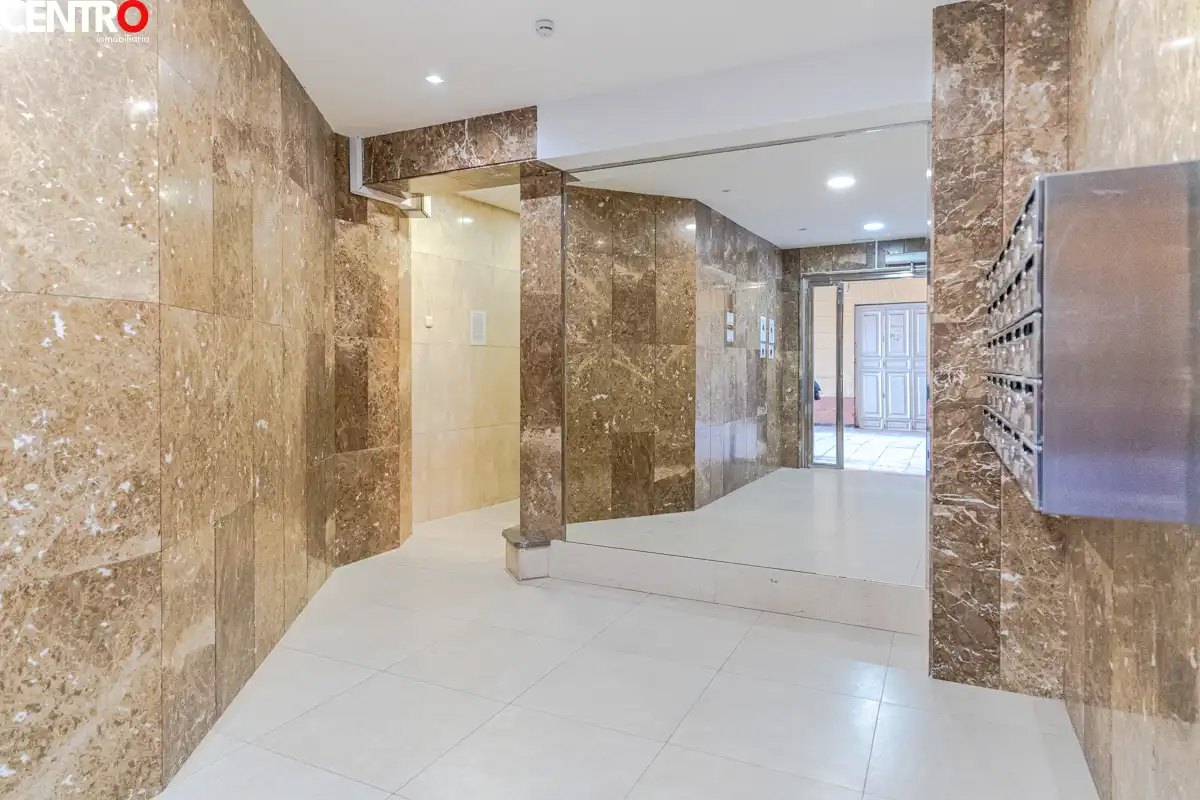 Piso en venta en Granada con Aire acondicionado y Terraza