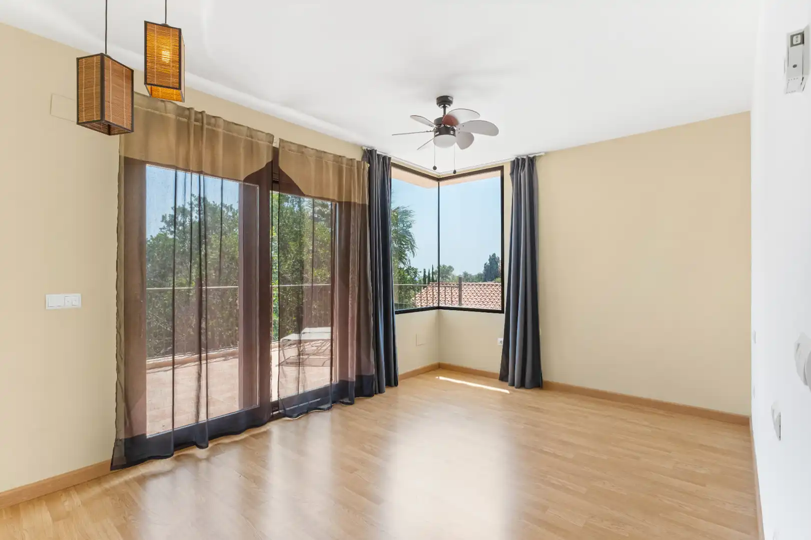 Living room of Houses for sale in El Campello  with Air Conditioner, Heating and Private garden