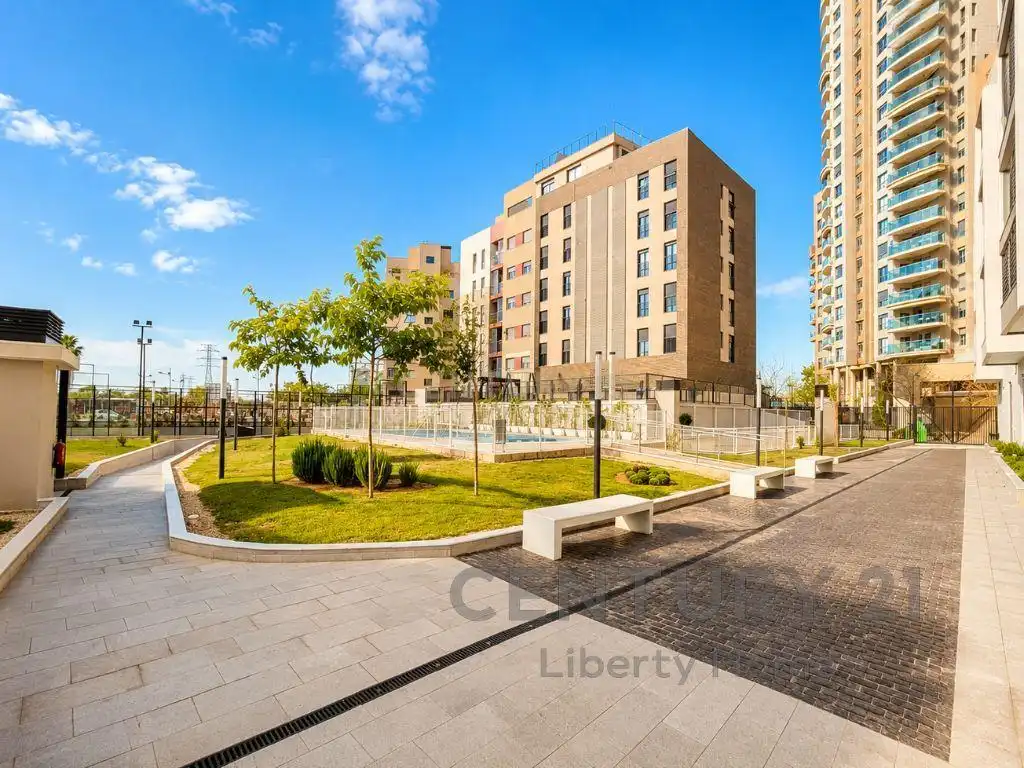 Vista exterior de Apartament de lloguer en Valencia amb Aire condicionat, Jardí privat i Forn