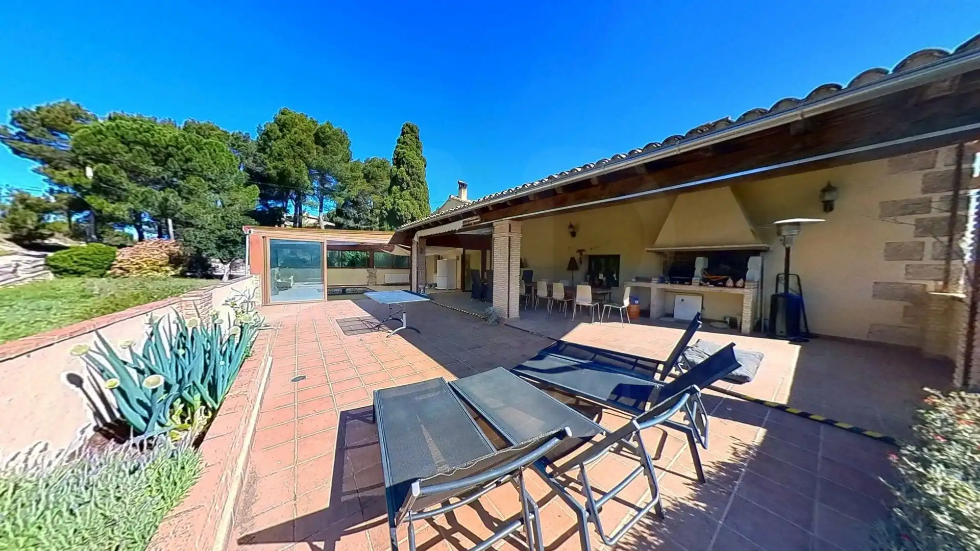 Casa rústica amb piscina en venda a Batoi