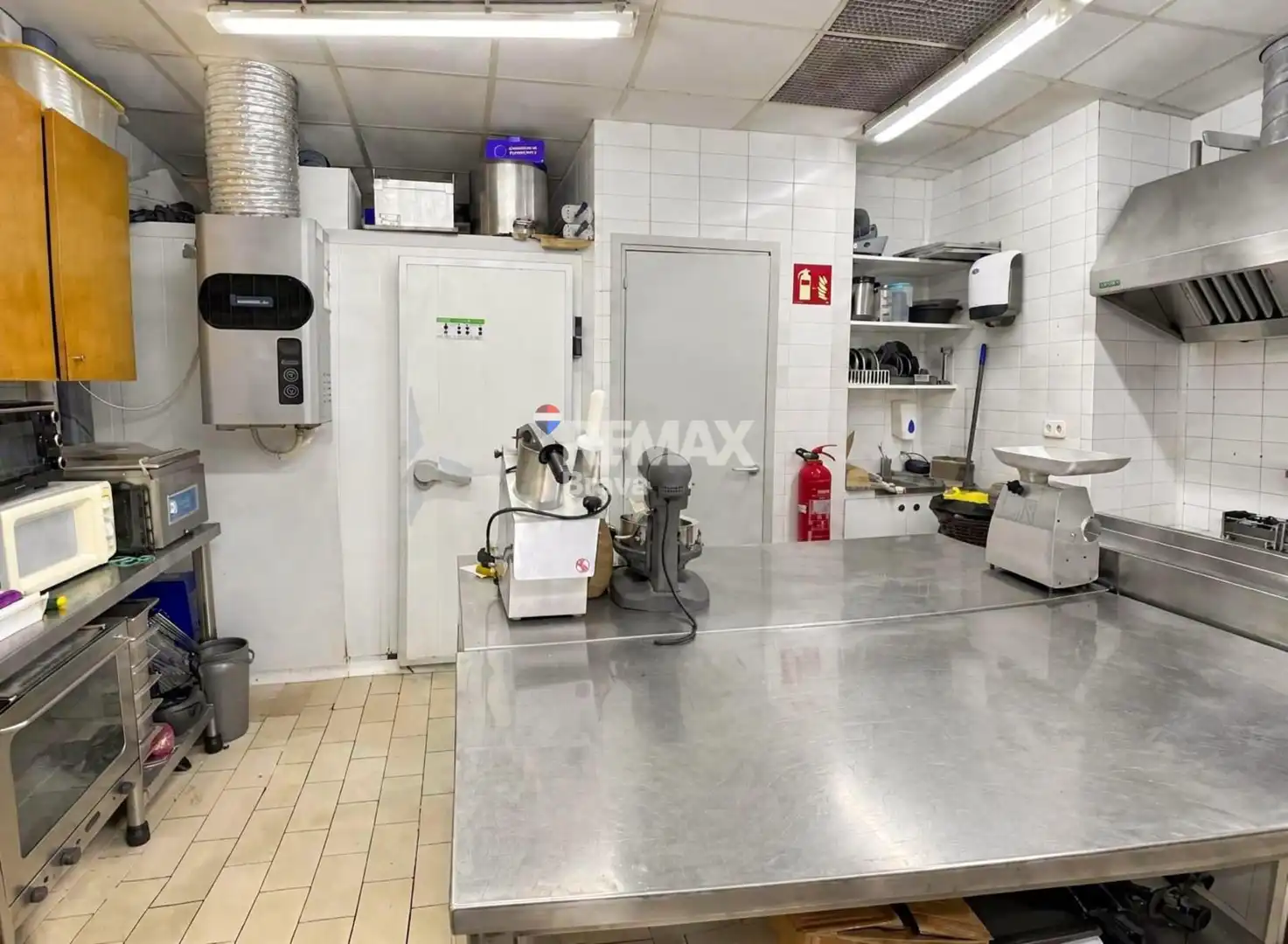 Cuina de Local en venda en Flaçà, Girona